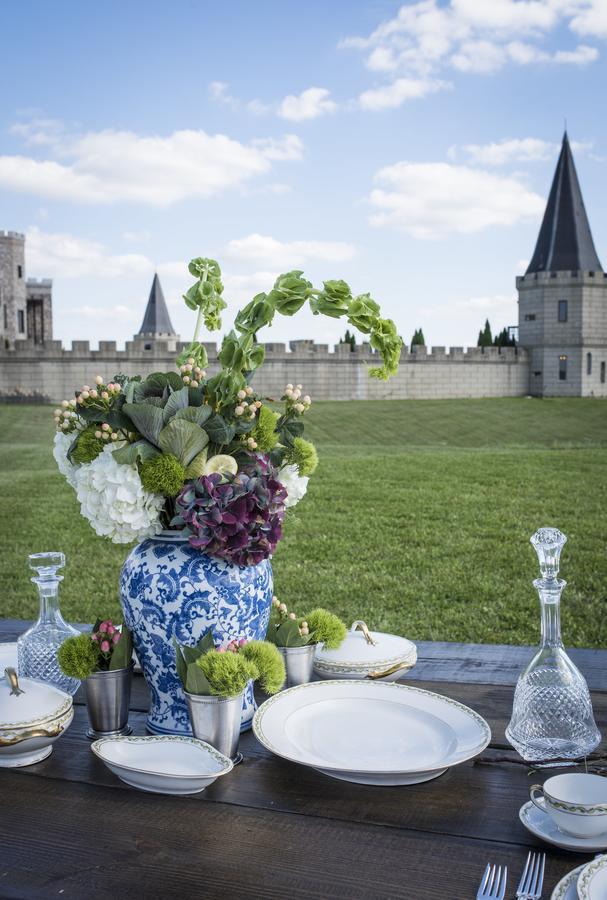 Hotel Kentucky Castle Versailles Exteriér fotografie